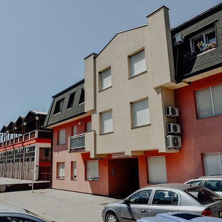 Apartman M5 Dakovo Exterior photo