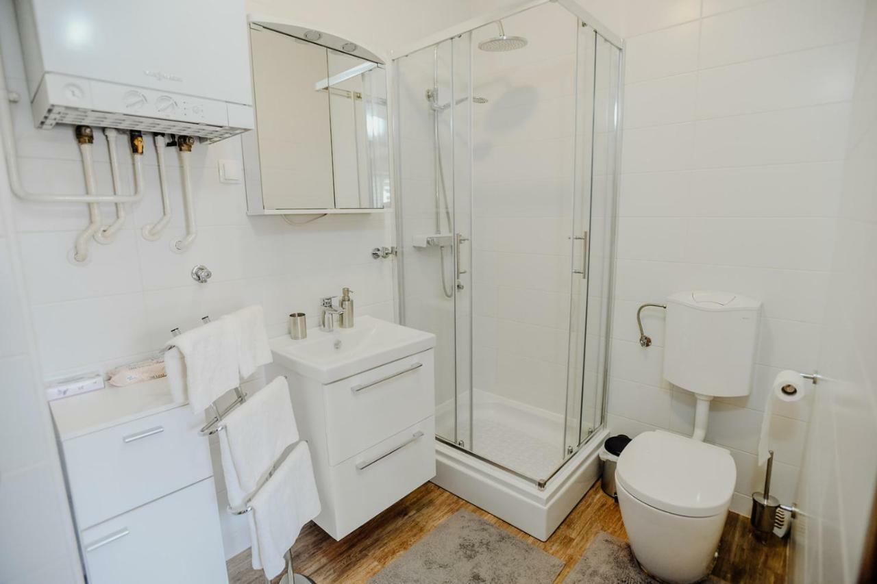 Apartman M5 Dakovo Exterior photo