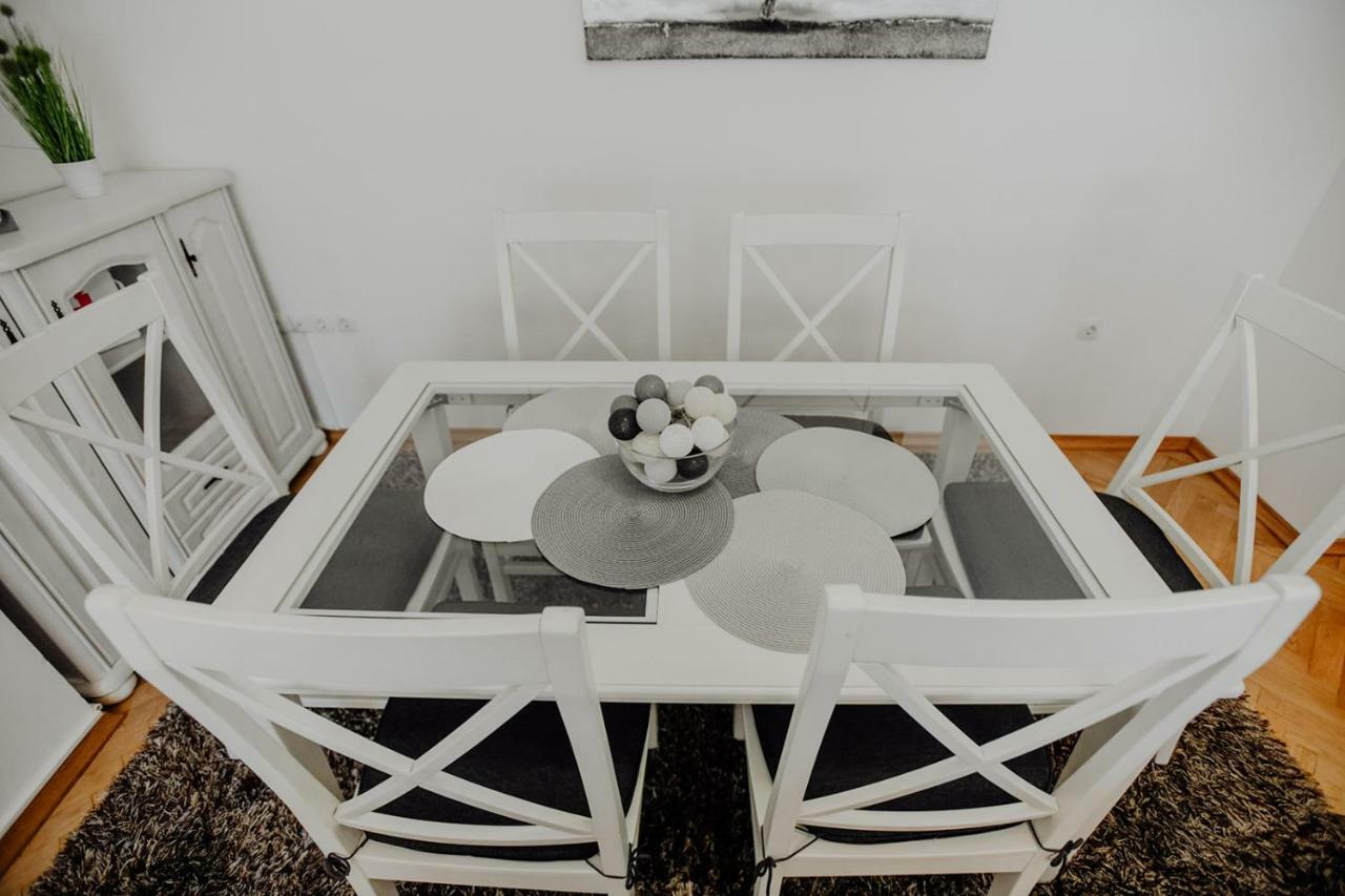 Apartman M5 Dakovo Exterior photo