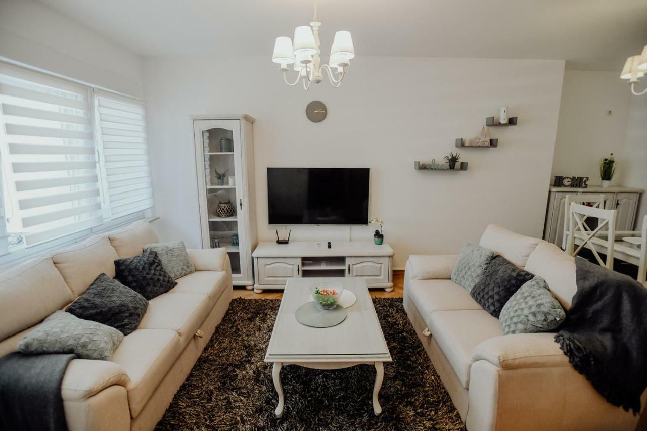 Apartman M5 Dakovo Exterior photo